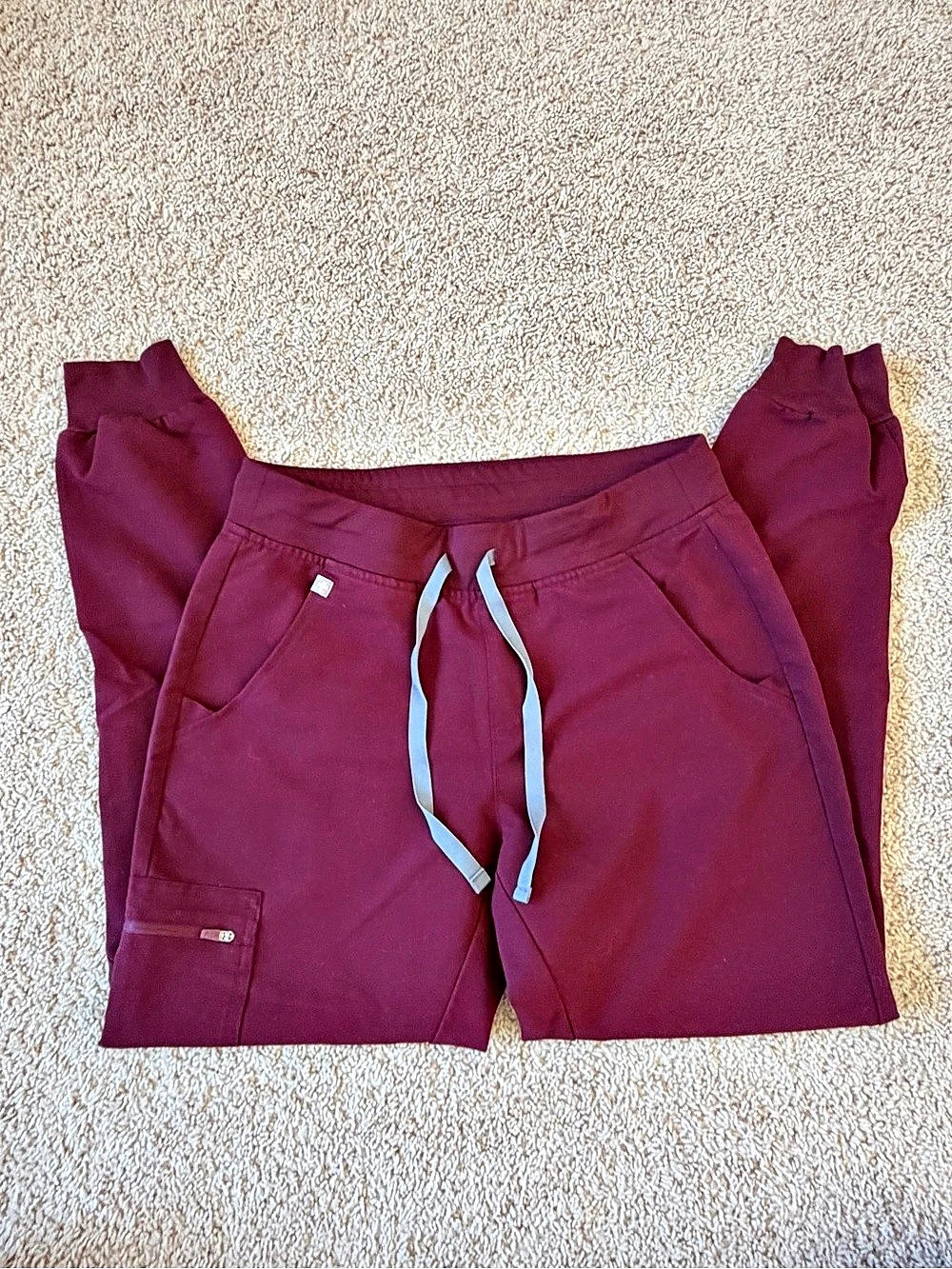 FIGS Technical Collection Straight Leg Pants in Burgundy Small
